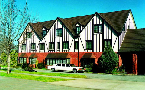 Albury Manor House - Hotel Gold Coast 0