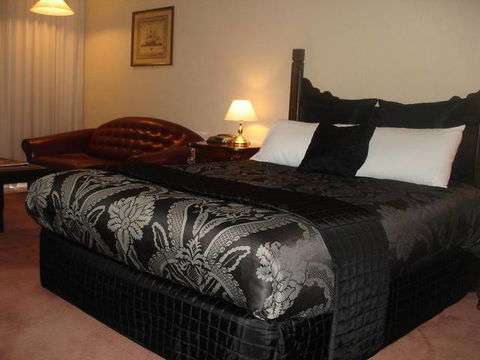 Albury Manor House - Hotel Gold Coast 1