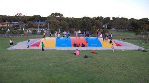 Anglesea Beachfront Caravan Park - Hotel Gold Coast 7