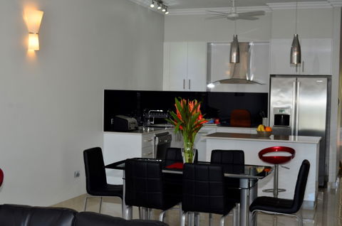 Apartment No 8 - Hotel Gold Coast 1
