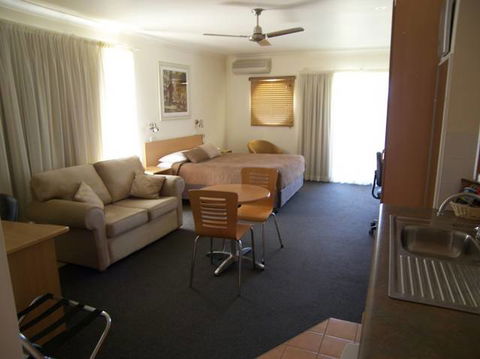 Aston Hill Motor Lodge - Hotel Gold Coast 3