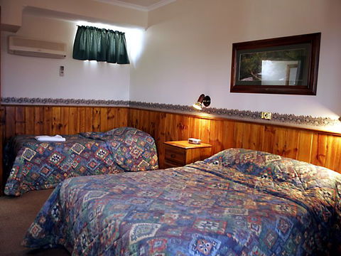 Astor Motor Inn - Hotel Gold Coast 1