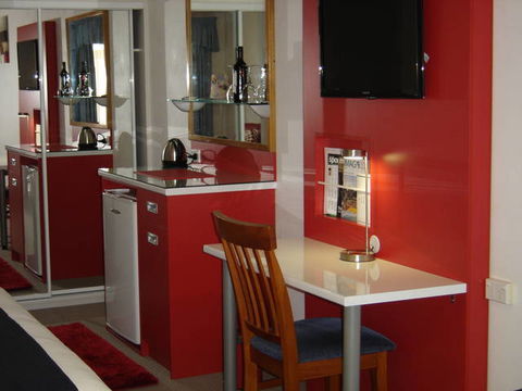 Avaleen Lodge Motor Inn - Hotel Gold Coast 0