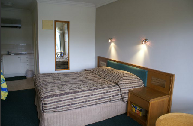 Coopers Colonial Motel - Hotel Gold Coast