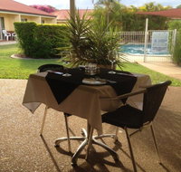 Emerald Explorers Inn - Hotel Gold Coast