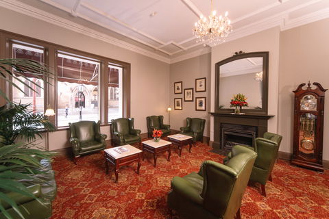 Hadley's Orient Hotel - Hotel Gold Coast 1