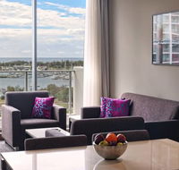 Meriton Serviced Apartments - Southport - Hotel Gold Coast