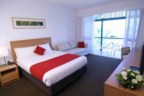 Novotel Twin Waters Resort Sunshine Coast - Hotel Gold Coast 9