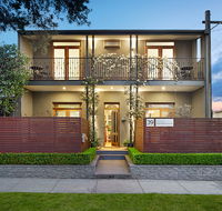 Prahran Village Guest House - Hotel Gold Coast