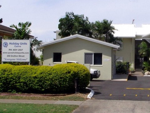 QCWA Holiday Units - Hotel Gold Coast 0