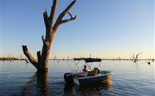 DC On The Lake - Hotel Gold Coast 7