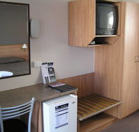 Riviera On Ruthven Motel - Hotel Gold Coast