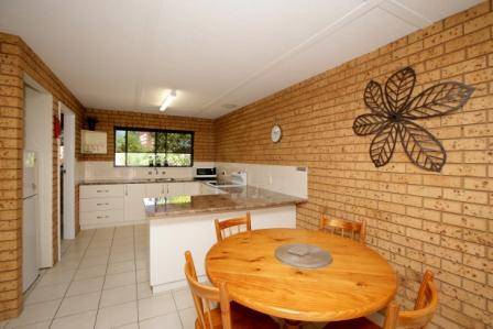 Salmon Apartment - Hotel Gold Coast 1