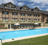 The Hills Lodge Hotel  Spa - Hotel Gold Coast
