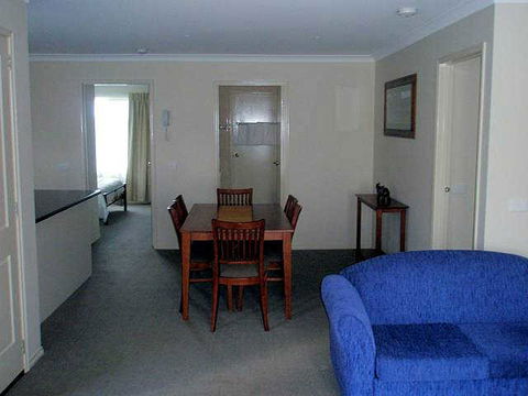 Victoria Lodge Motor Inn & Serviced Apartments - Hotel Gold Coast 1