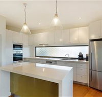 Spencer Sands - Hotel Gold Coast