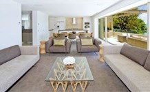 Amarna Beach Resort - Hotel Gold Coast 0