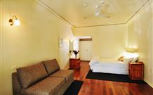 The Eltham Hotel - Eltham - Hotel Gold Coast 0