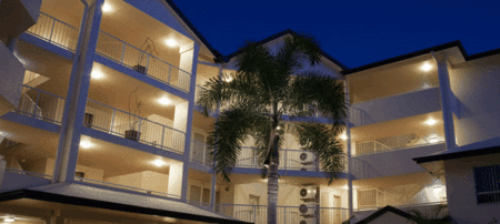 Golden Sands Beachfront Apartment Resort