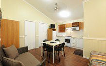 Andrea's Houses - Frangipani House - Hotel Gold Coast 2
