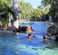 Aussie Outback Oasis Cabin and Van Village - Hotel Gold Coast