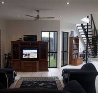 Dolphin Beach House - Hotel Gold Coast