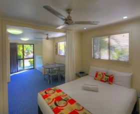 Alex Beach Cabins And Tourist Park - Hotel Gold Coast 0
