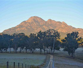Barney Creek Vineyard Cottages - Hotel Gold Coast 3