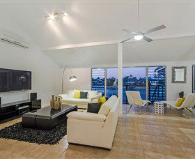 Kurrawa Cove At Vogue Holiday Homes - Hotel Gold Coast 1