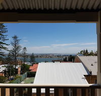Newcastle Terraces and Apartments - Harbourside Apartment - Hotel Gold Coast