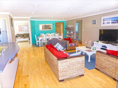 Palais D'Amor At Greenwell Point - Hotel Gold Coast 53