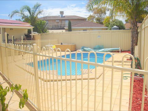 Christies Cottage For Holidays And Relocations. - Hotel Gold Coast 1