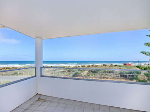 Century 21 SouthCoast: Moana Blue - Hotel Gold Coast 13