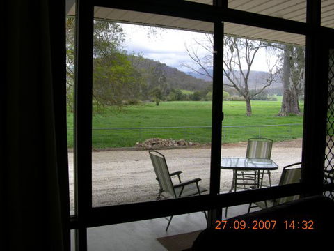 Myrtleford Masonic Units - Hotel Gold Coast 6