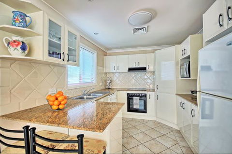 Aqua Leaf Apartment - Hotel Gold Coast 0
