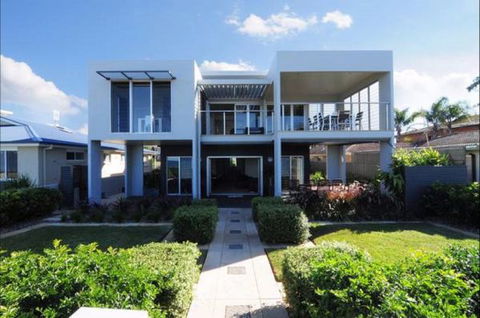 Aqua Leaf Apartment - Hotel Gold Coast 2