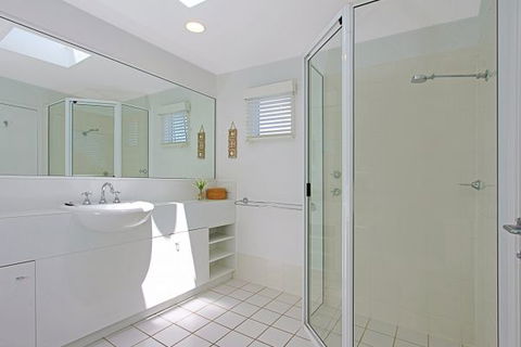 The Boathouse - Hotel Gold Coast 4
