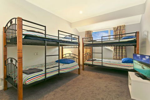 SALT Waterfront Apartment - Hotel Gold Coast 7