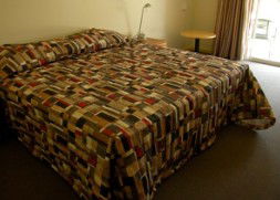 Bathurst Goldfields Hotel - Hotel Gold Coast 2