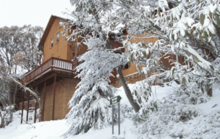 Corio Ski Club - Hotel Gold Coast