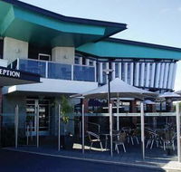Highlander Hotel Bar Kitchen Rooftop - Hotel Gold Coast