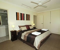 Adrift At Byron Bay - Hotel Gold Coast 1