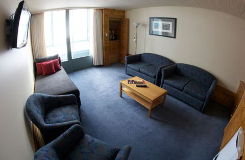 Perisher Valley Hotel - Hotel Gold Coast 2