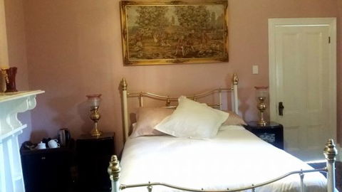 Angas Plains Estate Wines Heritage Suite - Hotel Gold Coast 1