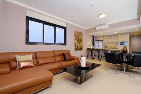 Australia Towers - Hotel Gold Coast 1