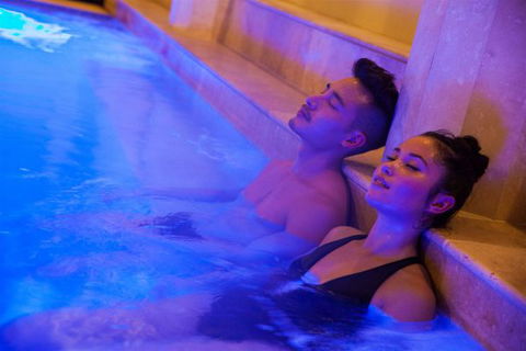 Japanese Mountain Retreat Mineral Springs & Spa - Hotel Gold Coast 5