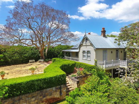 Plynlimmon: The Cottage At Kurrajong - Hotel Gold Coast 0