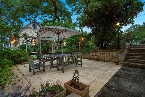 Plynlimmon: The Cottage At Kurrajong - Hotel Gold Coast 3