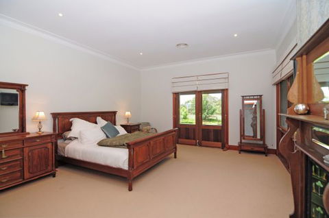 Reign Manor And Coach House - Hotel Gold Coast 5