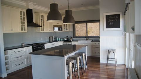 Shearer's Hill - Luxury Farm Stay - Hotel Gold Coast 2